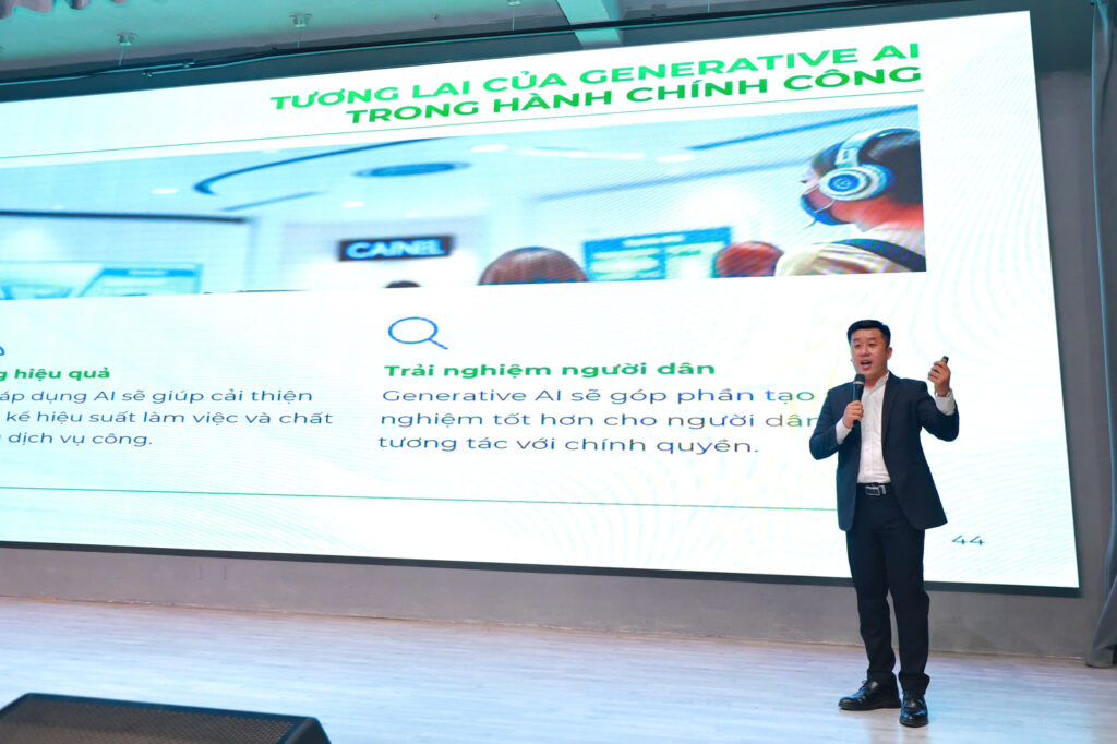 Ông Đỗ Văn Minh trình bày về tiềm năng ứng dụng Generative AI trong hành chính công tại chương trình 
